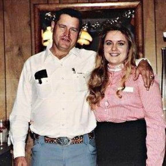 Meet your Posher, Julia - Picture 1 of 1